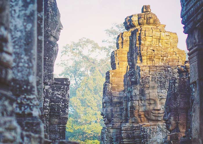 angkor-wat-bayon-temple-700-12