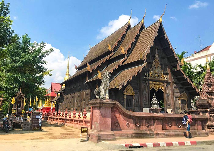 chiang-mai-wat-pun-tao-700-2