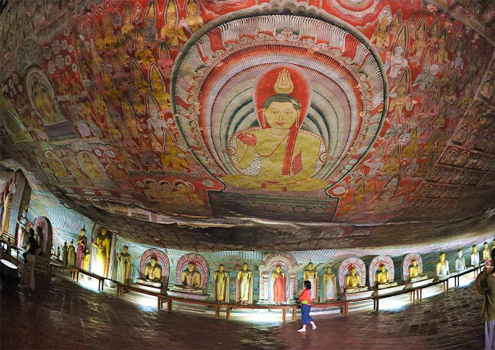 dambulla-cave-temple-700-6