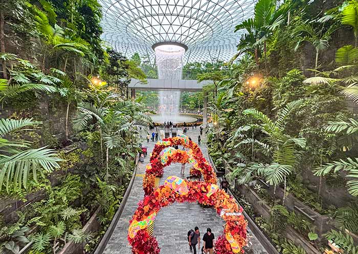 jewel-changi-singapore-700-1