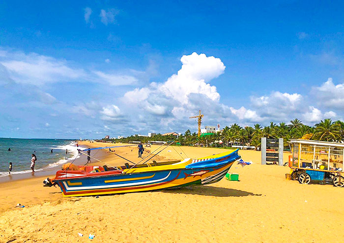 negombo-beach-700-2
