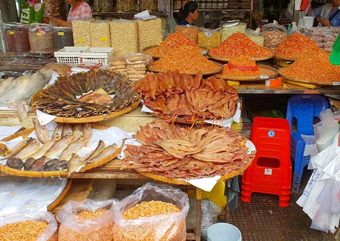 phnom-penh-central-market-700-3