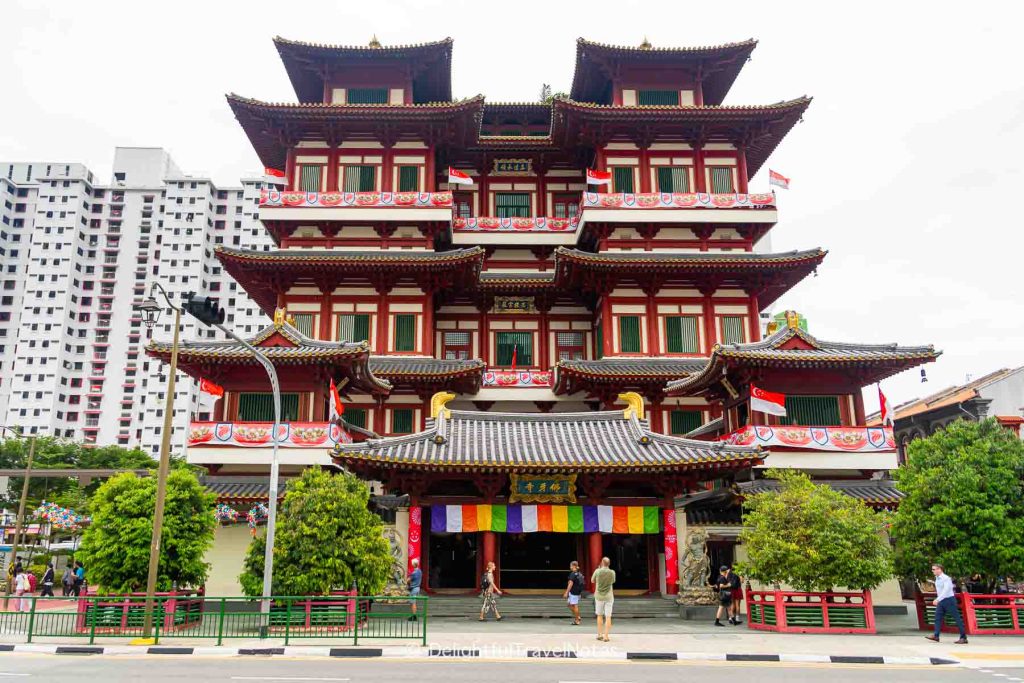 Buddha Tooth Relic Temple in Chinatown, a cultural landmark and one of the top things to do in Singapore.